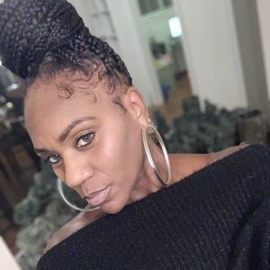 Meet your Posher, Janeece